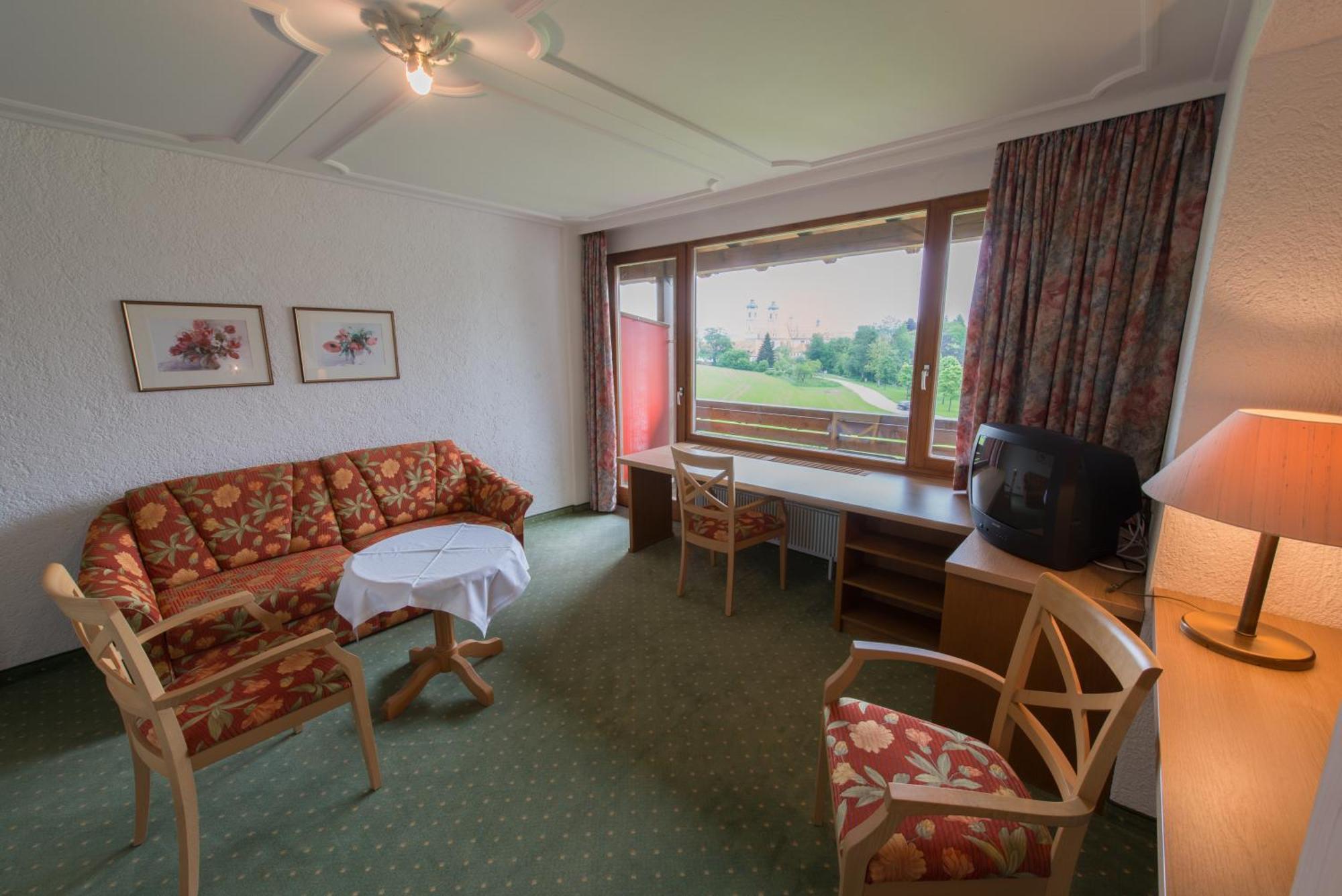 Hotel St. Ulrich Garni Ottobeuren Room photo